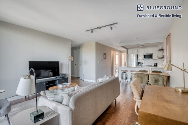 Photo - 5910 N Sheridan Rd Unit FL3-ID925