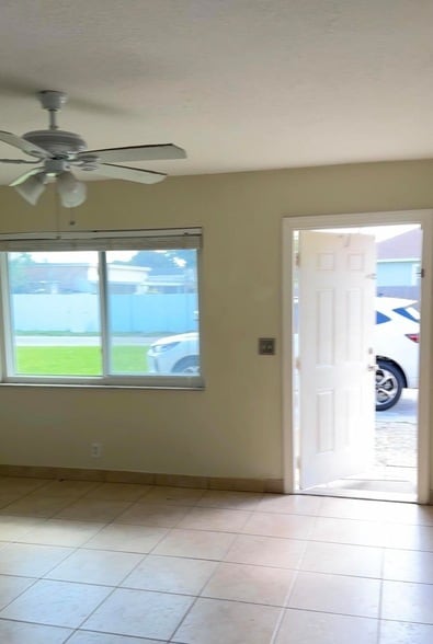 Photo - 3395 Helena Dr Unit 3395