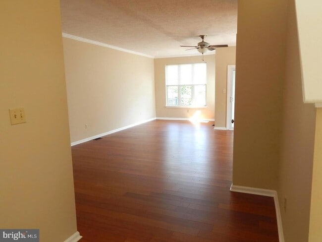 Photo - 862 N Waterford Ln