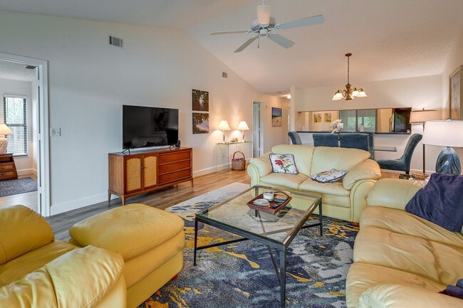 Photo - 5708 Deauville Cir Unit SI FL3-ID1620671P