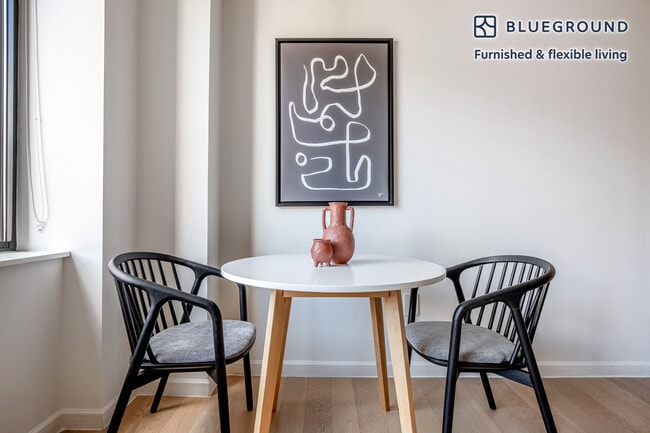 Photo - 255 W 94th St Unit FL9-ID1443