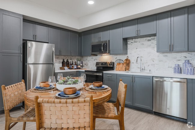 2BR,2BA-C1 - Gio