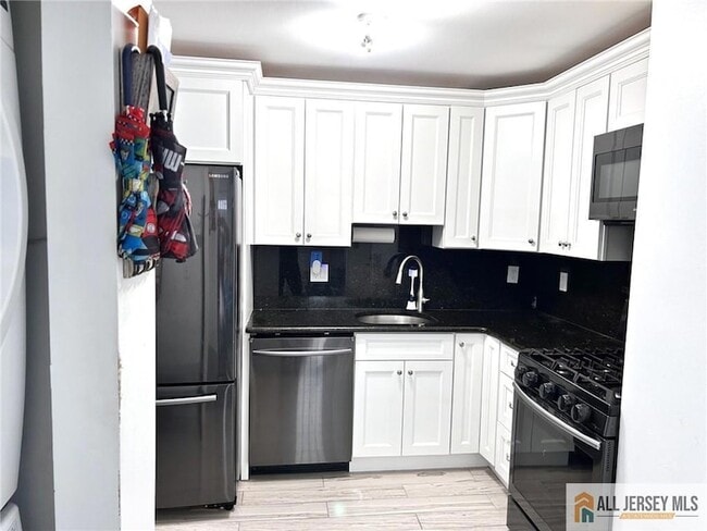 Photo - 532 Cricket Ln