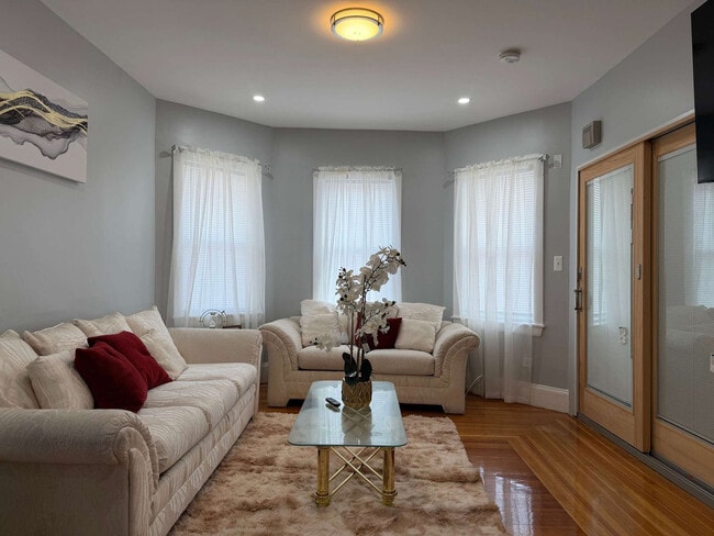 Building Photo - 12 Kahler Ave Unit SI ID1593937P