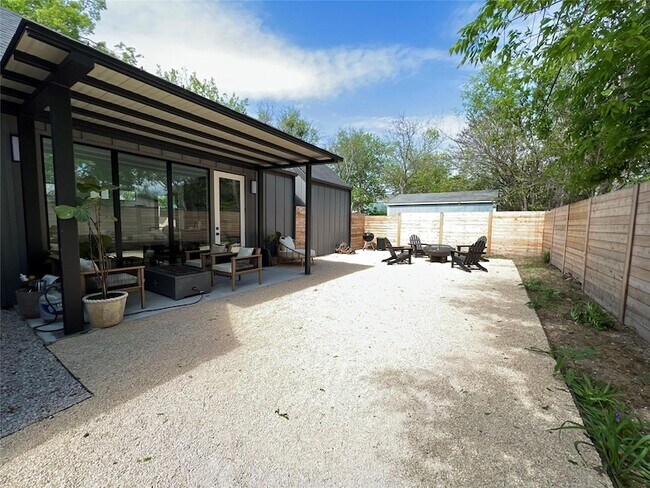 Photo - 7809 Mullen Dr
