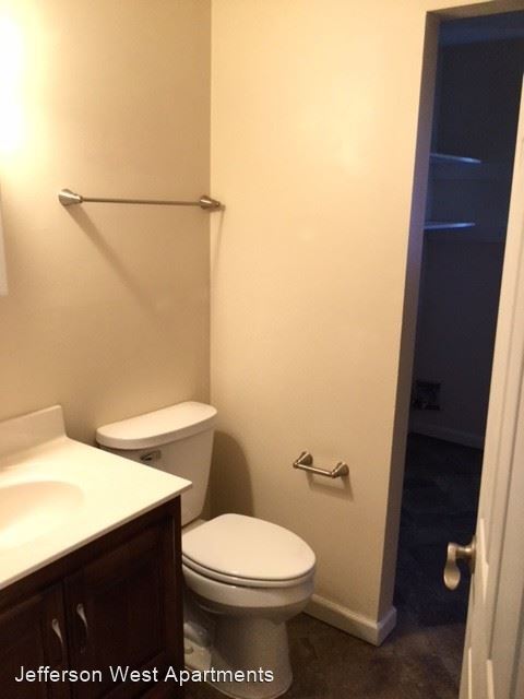 Photo - Jefferson West