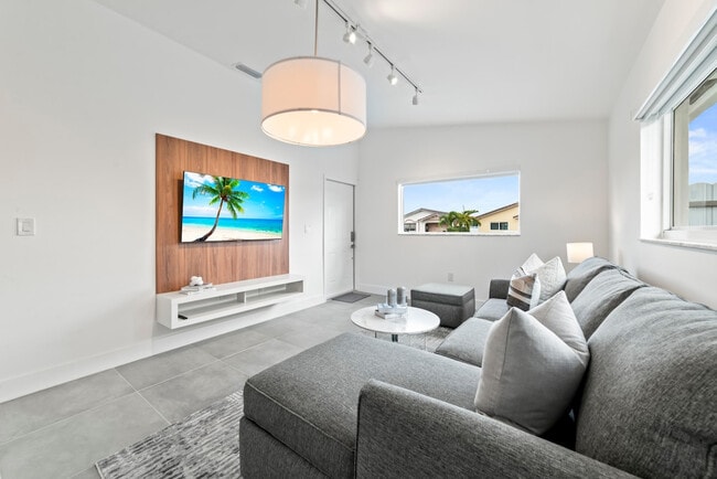 Photo - 2776 W 71st Pl Unit ID1261574P