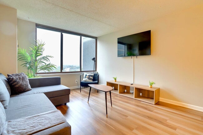 Building Photo - 401 12th St S Unit FL8-ID1038991P