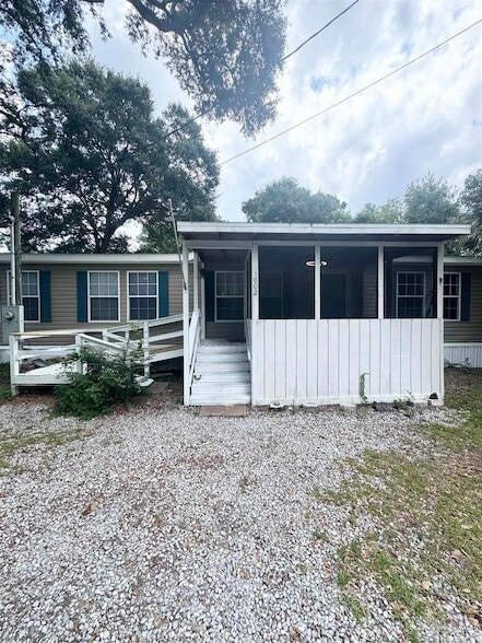 Photo - 1002 Mills Ave