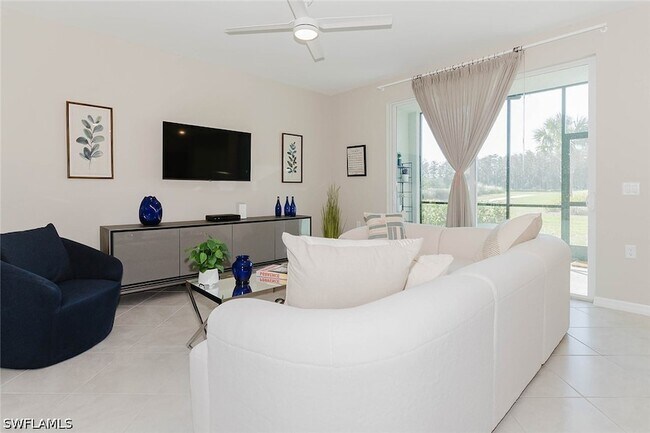 Photo - 6047 Ellerston Wy Unit 2113