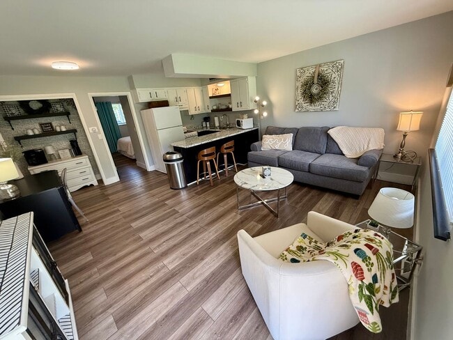 Photo - Western Hills Apartments