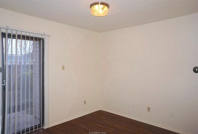 Photo - 1900 Dartmouth St Unit G4