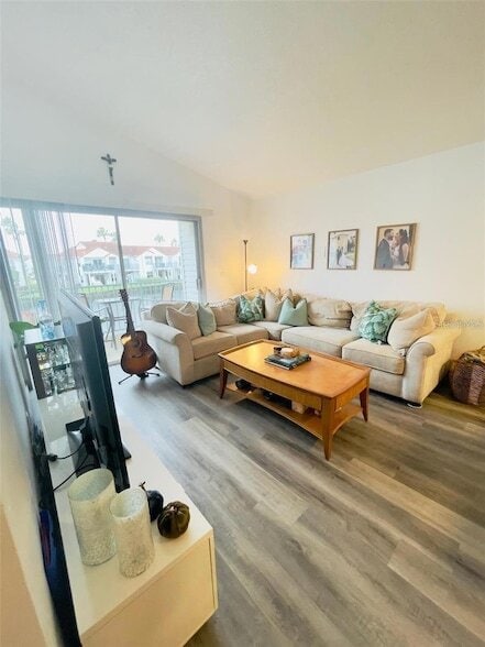 Photo - 2500 Woodgate Blvd Unit 203