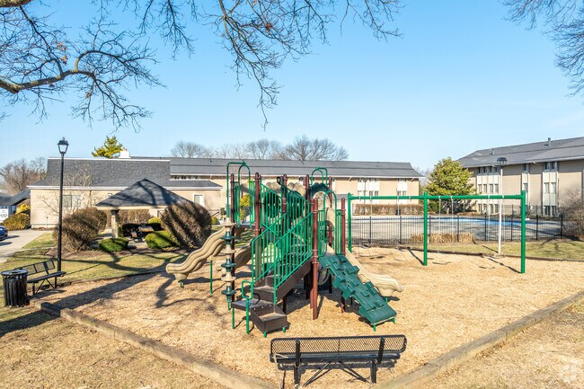 Playground - Stone Lodge Apartments