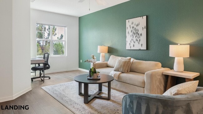 Building Photo - 1595 Marden Rdg Lp Unit 1560-407