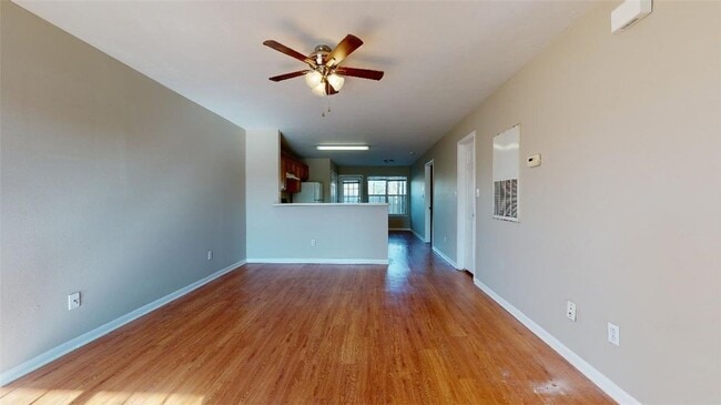 Photo - 1511 Hollow Hill Dr Unit B