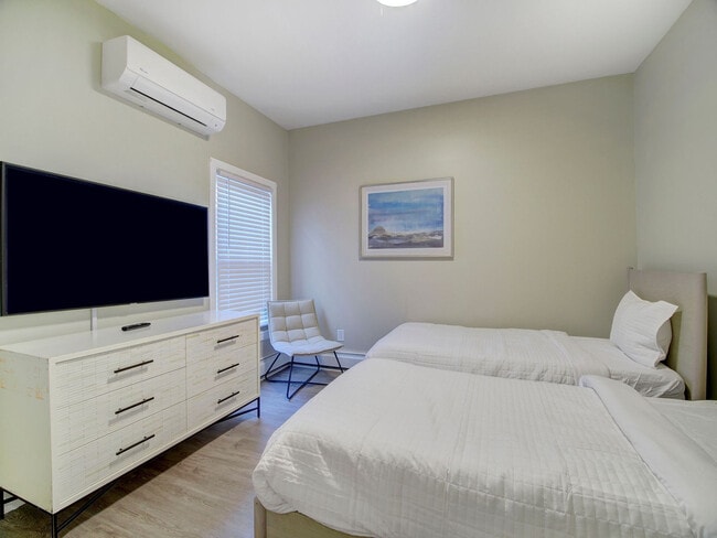 Photo - 24 Britton St Unit SI FL2-ID1501172P