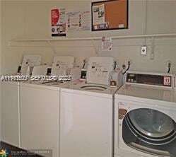 Photo - 4051 NE 13th Ave Unit 543