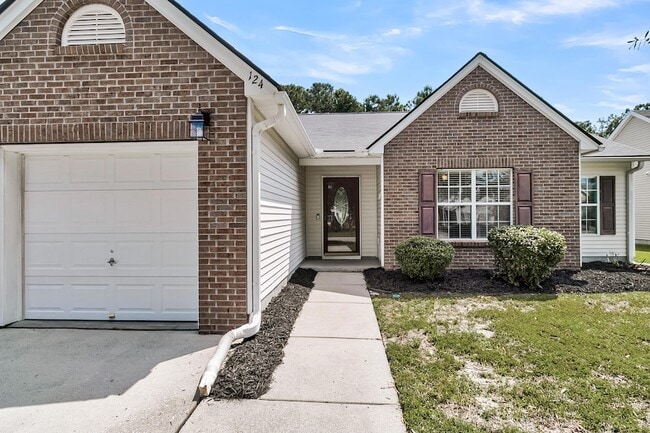 Photo - 124 Dovetail Cir