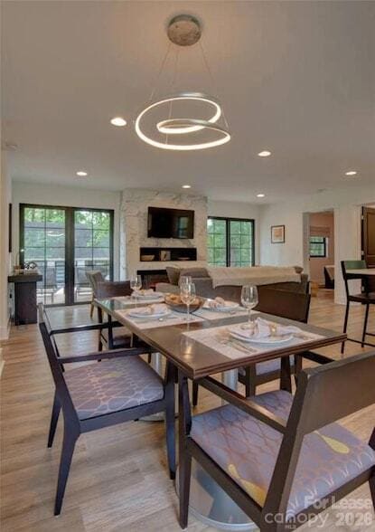 Photo - 3945 Rockfern Rd