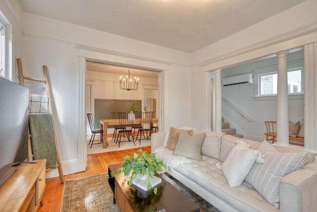 Photo - 1032-1036-1036 SE 12th Ave Unit ID1309849P