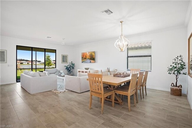 Photo - 11512 Shady Palm Wy