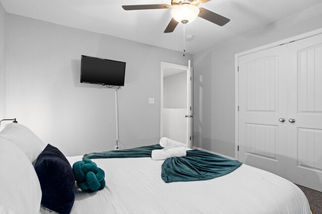 Photo - 541 New S Dr Unit ID1234453P