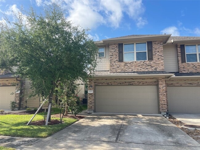 Building Photo - 6422 Stoney Creek Dr