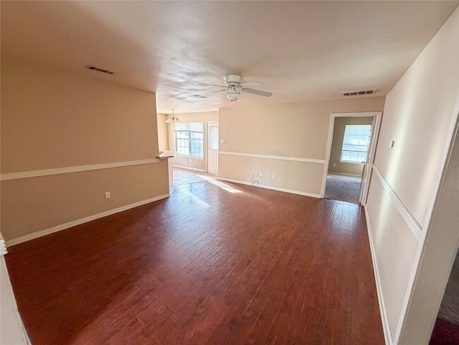 Photo - 1126 W Hunt St