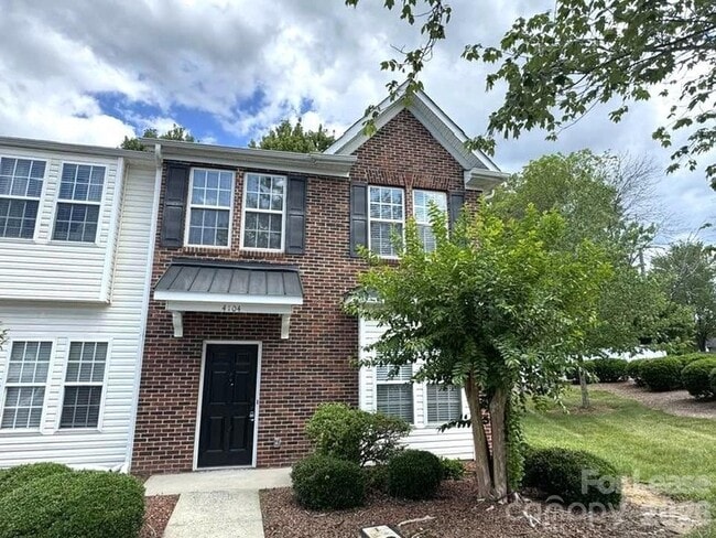 Building Photo - 4104 Kenton Glenn Ct NW