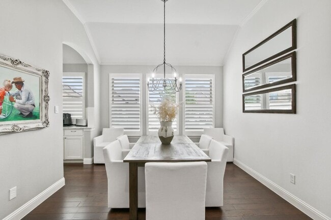 Photo - 4301 Overbrook Dr