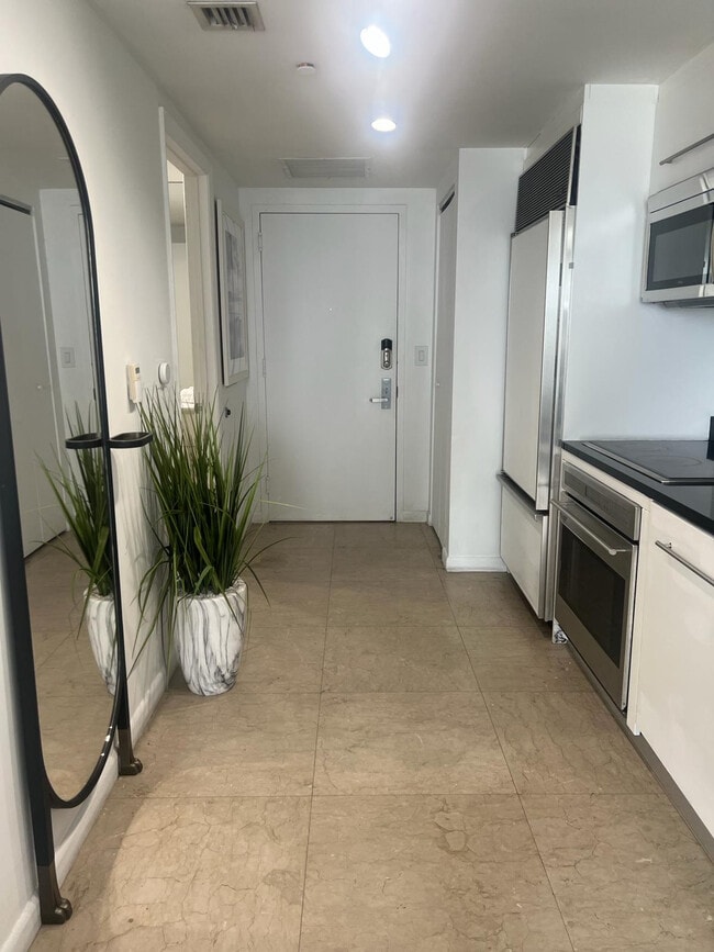Photo - 501 Brickell Ave Unit ID1255508P