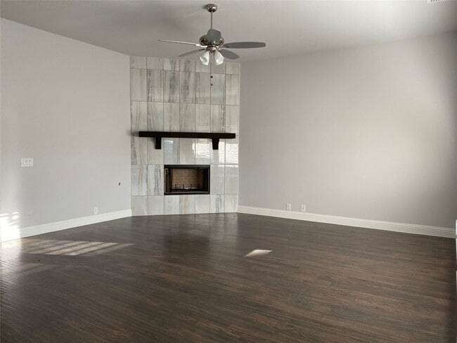 Photo - 616 New Marion Rd