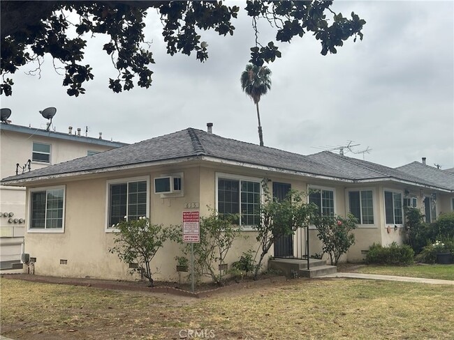 Building Photo - 615 S Almansor St