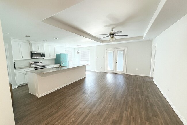 Photo - 228 Teakwood Dr