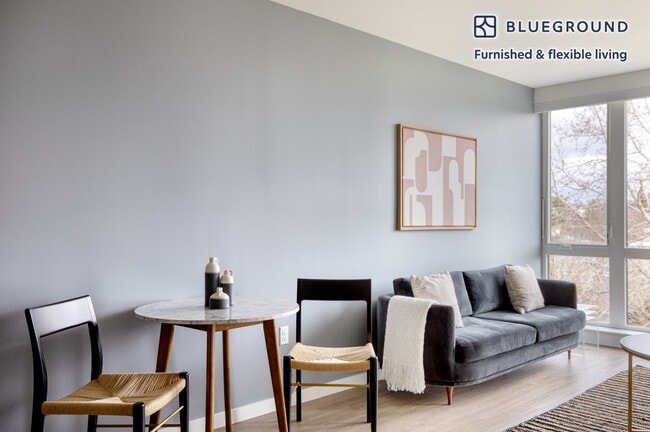 Photo - 2401 S Jackson St Unit FL5-ID550