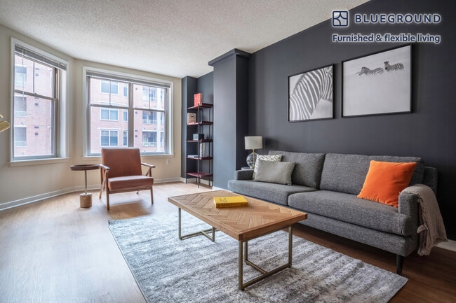 Building Photo - 2400 M St NW Unit FL6-ID163