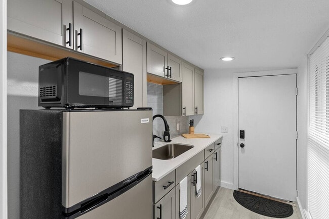 Photo - 412 Harwood St Unit ID1094227P