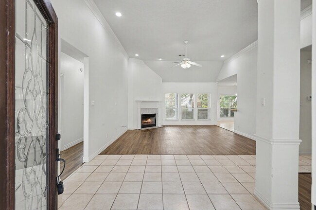 Photo - 3334 Hemingway Dr