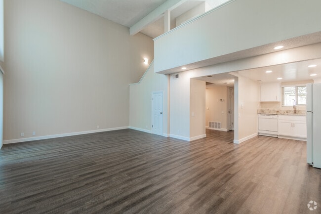Loft - Marconi Gardens East