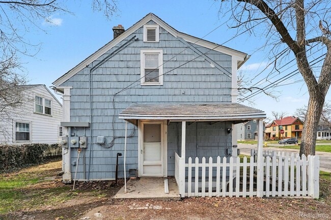 Photo - 434 N Hamilton St