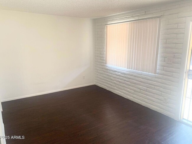 Photo - 6741 N 45th Ave Unit 01