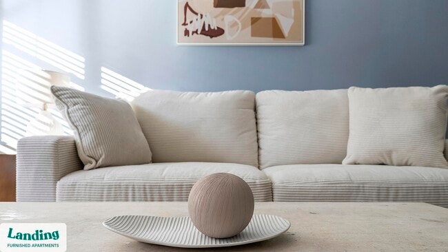 Building Photo - 2800 Milan Ct Unit 215.1412705