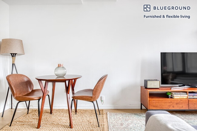 Photo - 105 Duane St Unit FL20-ID185