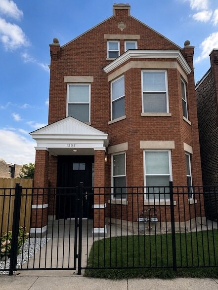 Building Photo - 1837 S Harding Ave Unit 1