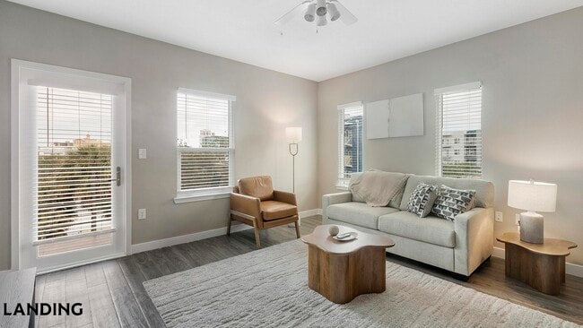 Photo - 949 Cleveland St Unit C202
