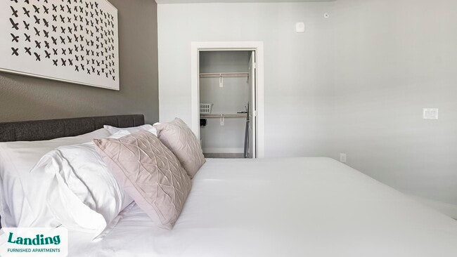 Photo - 1619 N Frazier St Unit 439