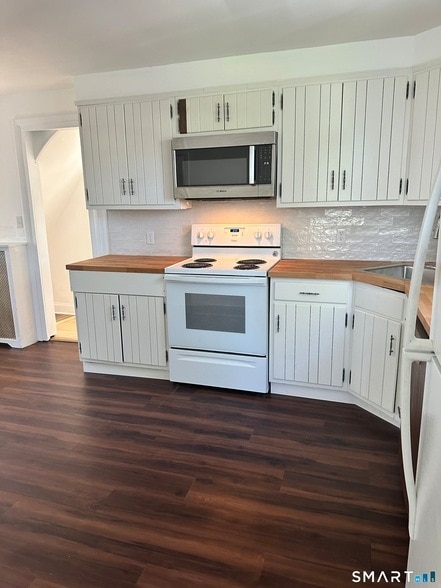 Photo - 42 1st St