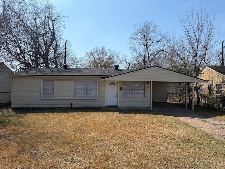 Photo - 5402 Lyndhurst Dr