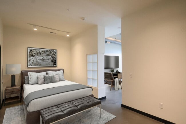 Photo - Thirty Seven West Farnam